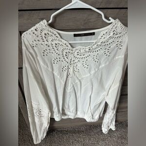 White long sleeve blouse